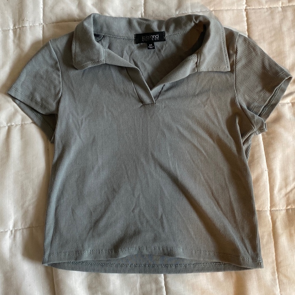 Medium Cropped Collared Shirt